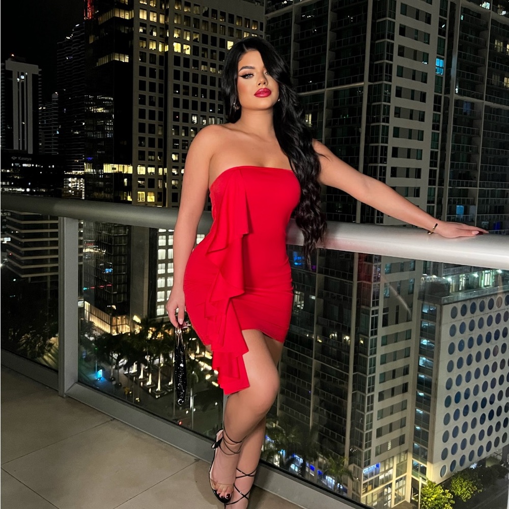 BODY CON MINI DRESS - RED